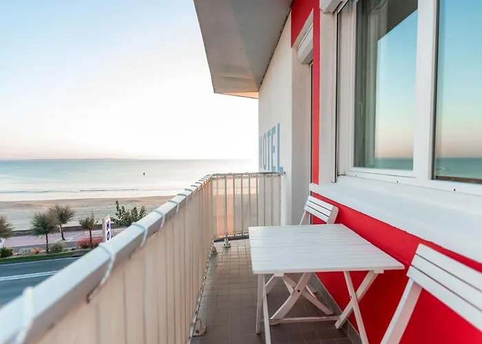 Le Trident Thyrse מלון 2*