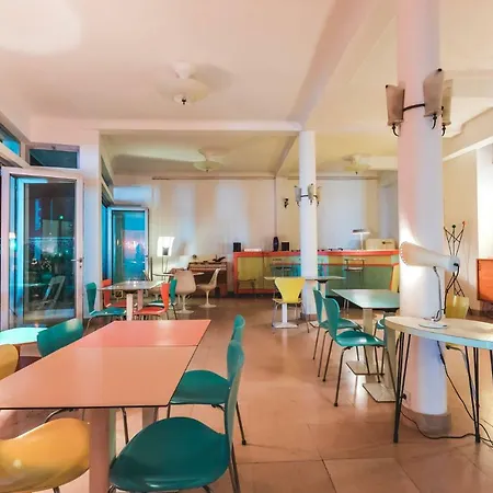 Le Trident Thyrse Hotel 2*