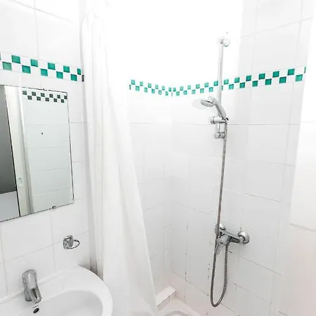 Le Trident Thyrse فندق